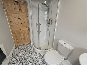 Photo 6- click for photo gallery